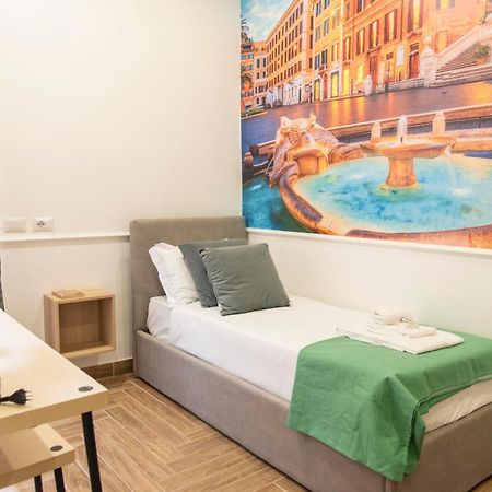 Susy'S Guest House - Room Spagna Рим Екстериор снимка