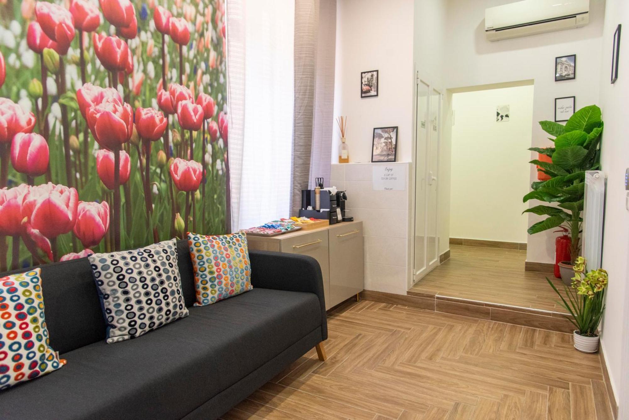 Susy'S Guest House - Room Spagna Рим Екстериор снимка